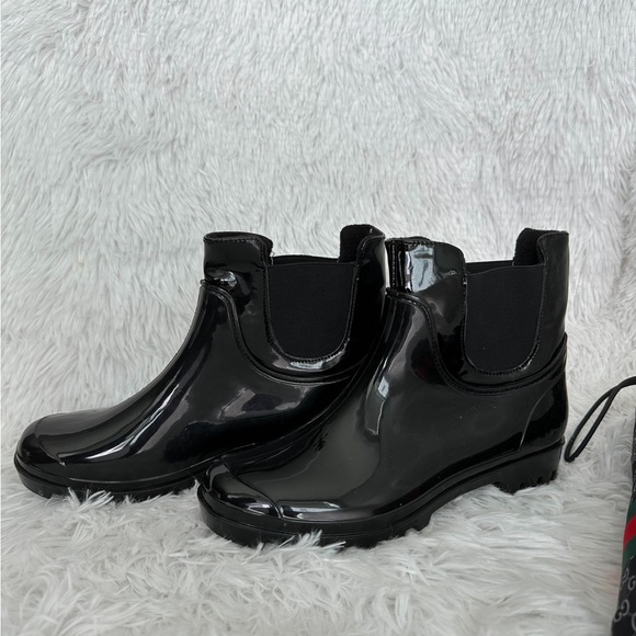 New “Raine” boots - Picture 6 of 6